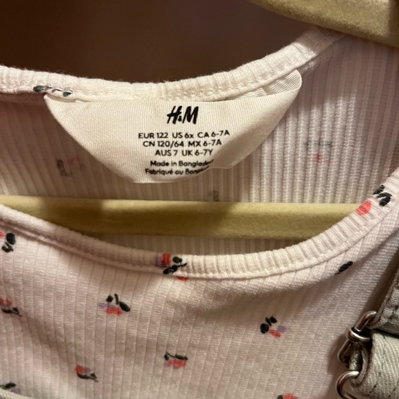 Cute green denim jumper by HM - Picture 6 of 6